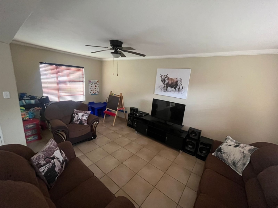 3 Bedroom Property for Sale in Waterval East North West